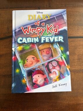 Disney Diary of a Wimpy Kid: Cabin Fever - Multicolor Holiday Cover